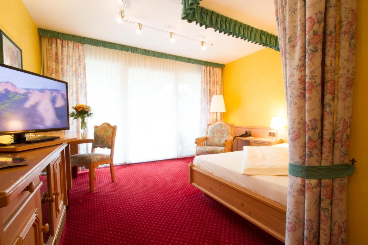 Hotel Pfalzblick 단 외부 사진